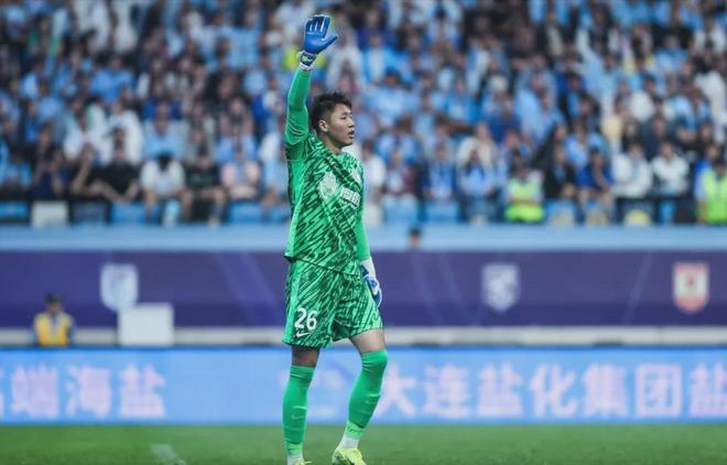 关于大连一方在周末比赛中取胜对手的信息