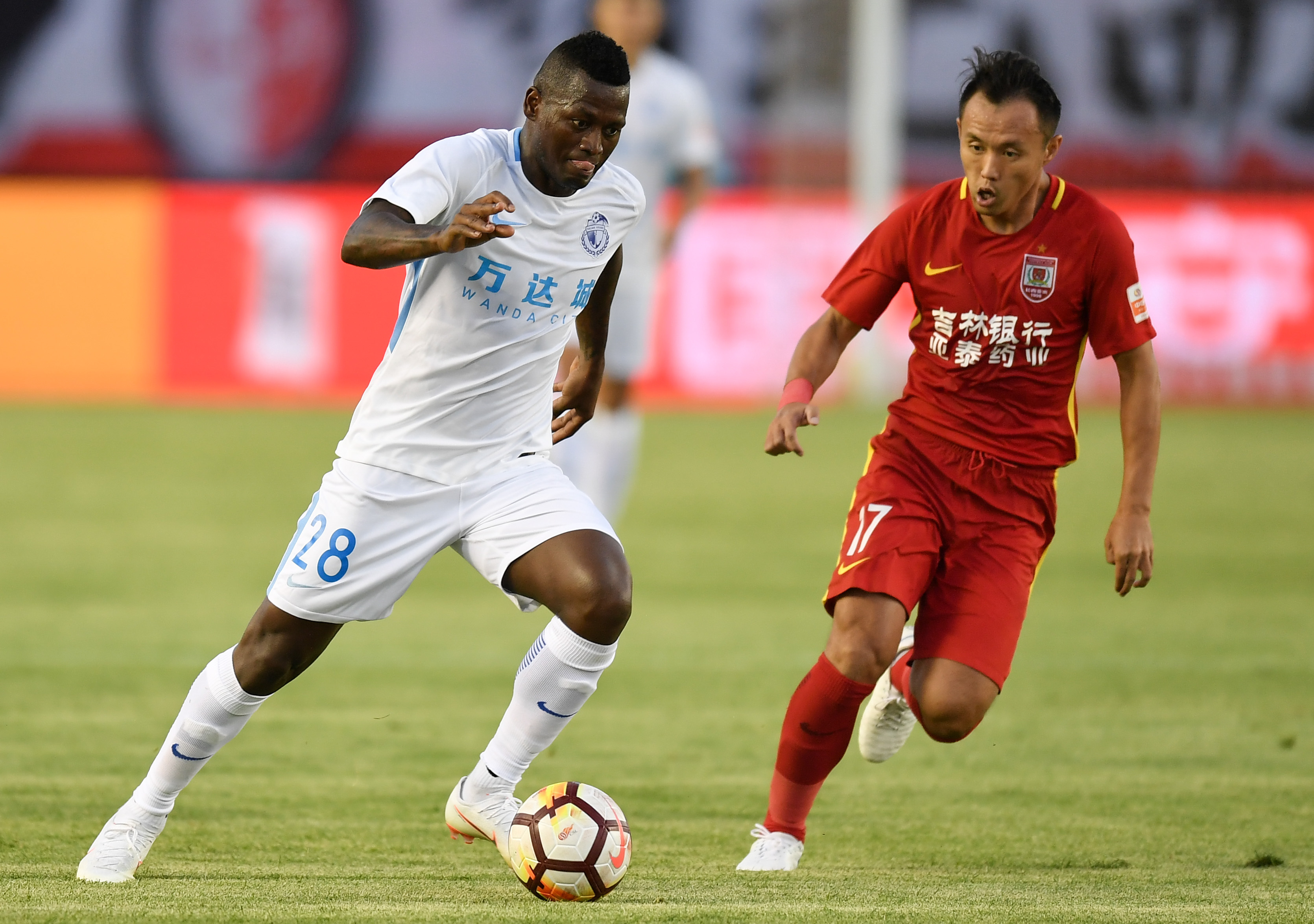 关于大连一方在周末比赛中取胜对手的信息