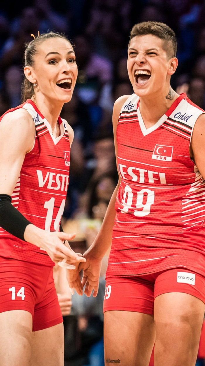 土耳其女排士气高昂，深入争冠