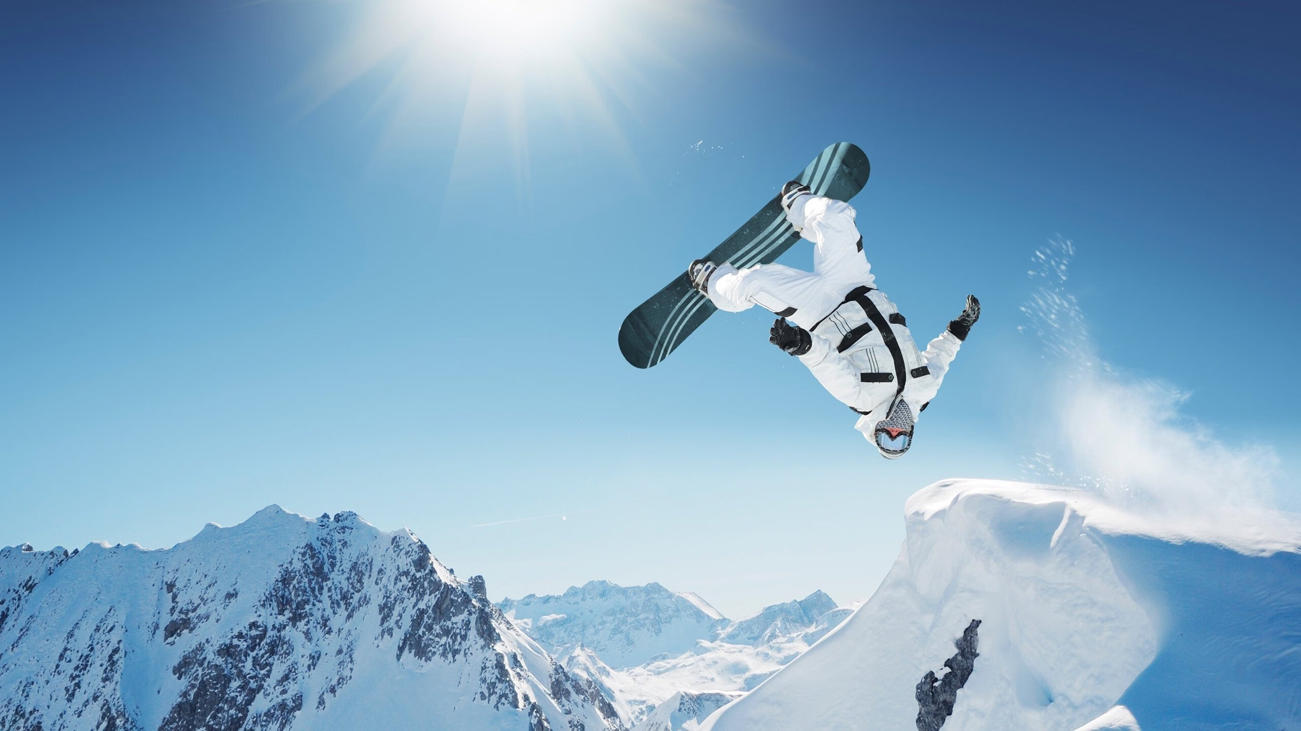 数据全面爆炸！福克斯狂飙引领篮网压制热火