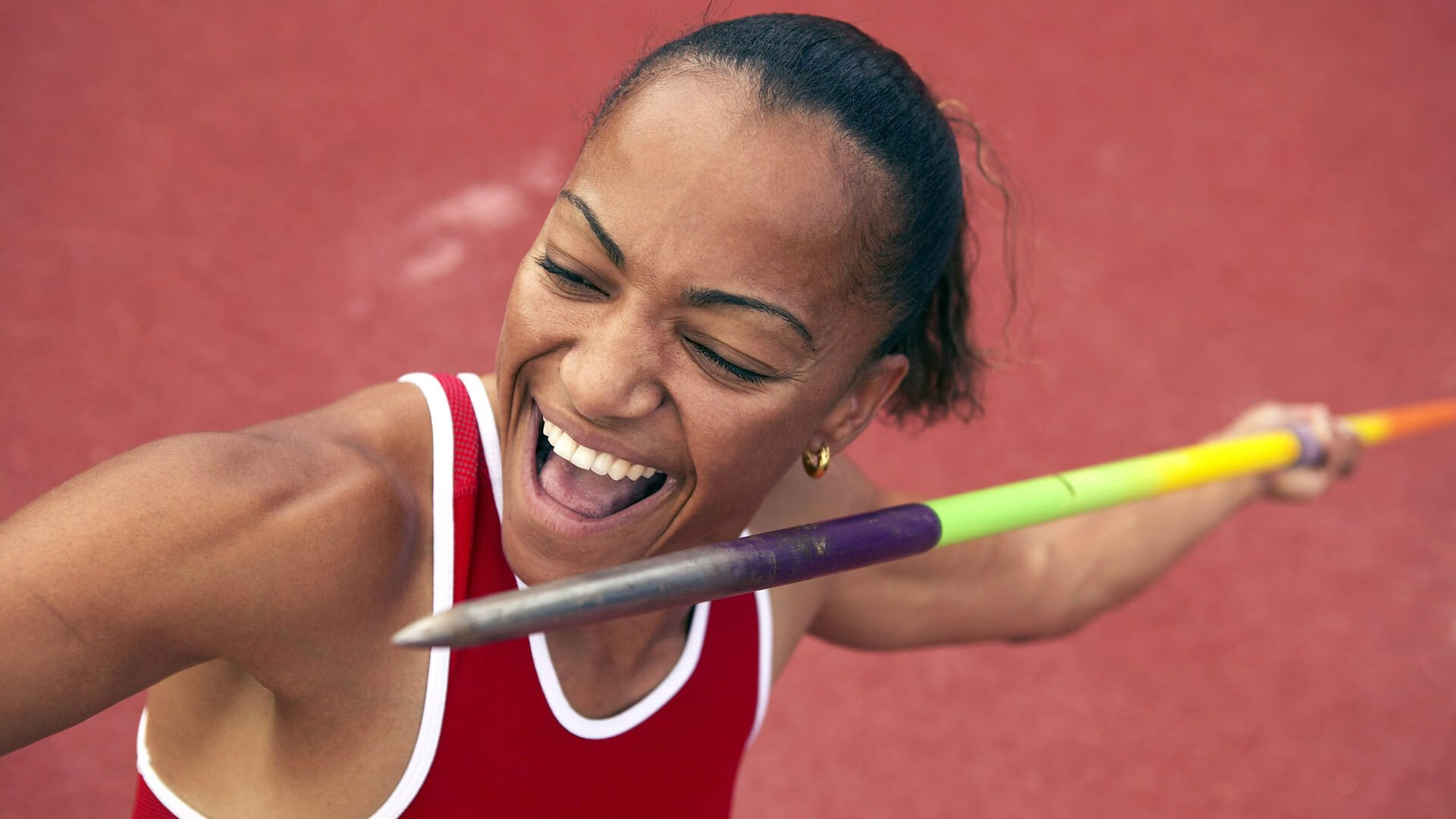 希腊鏖战巴黎，C罗状态火热，一场跨越时空的足球史诗