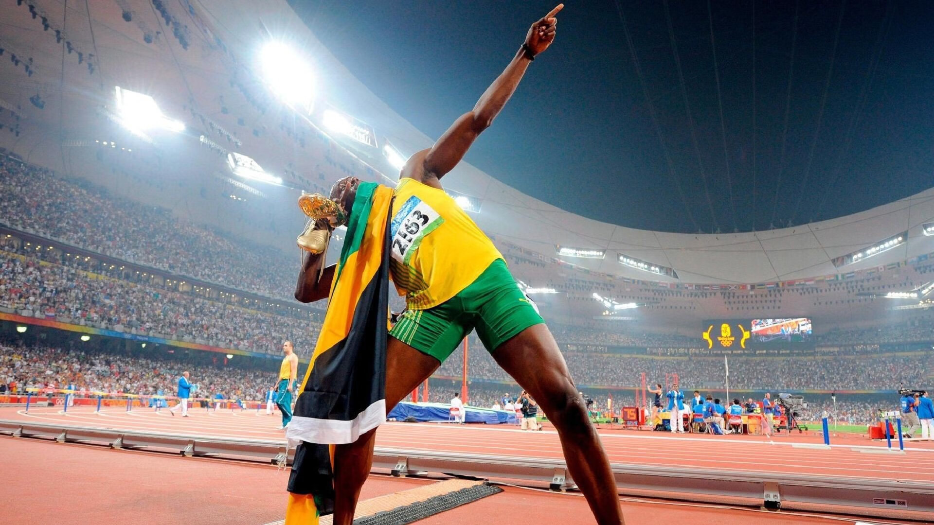 雅加达奇迹，石宇奇高光时刻引领印尼队绝杀法国队，改写羽坛历史